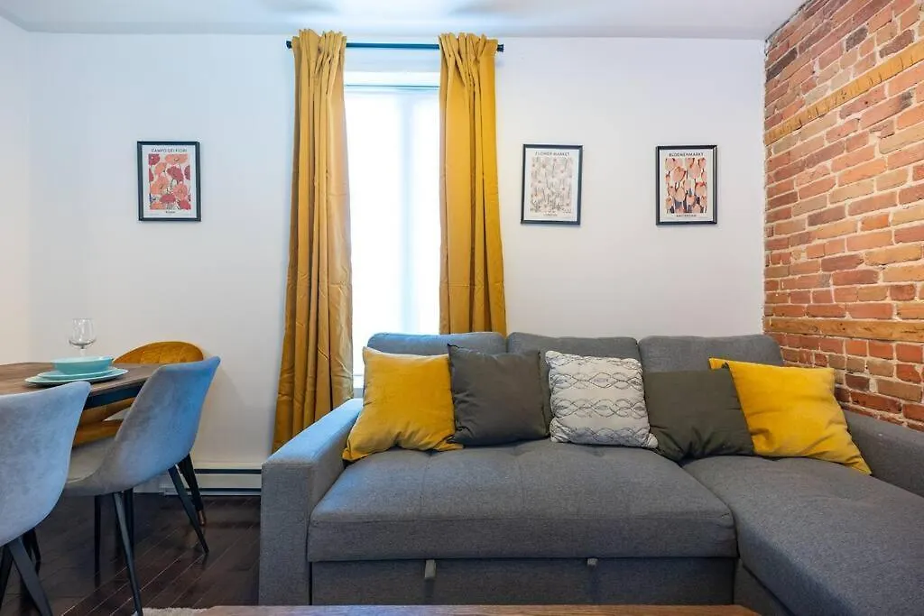 The Plateau Haven - Premium Location Apartment Montreal