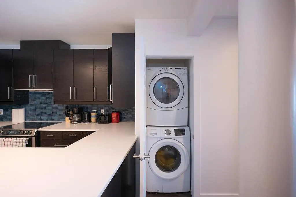 The Plateau Haven - Premium Location Apartment Montreal Canada
